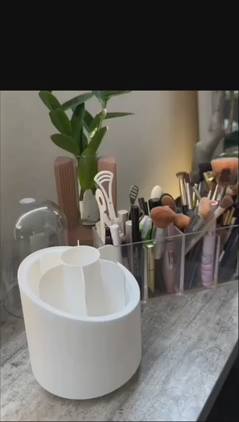 360° Rotating Smart Acrylic Makeup Brush Organizer with Lid